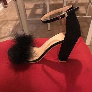 Fur wedge heels